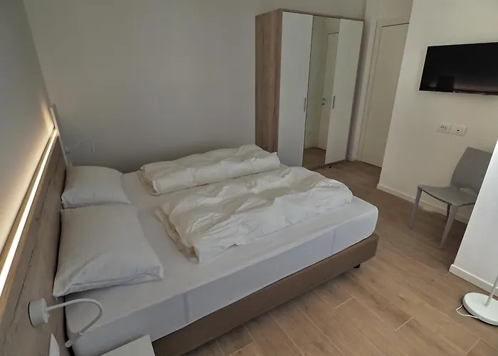 Accademia - Accademia * Тренто